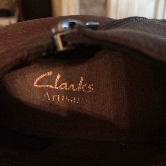 Clarks ankle boots sz 9-1/2 brown - Picture 4 of 5